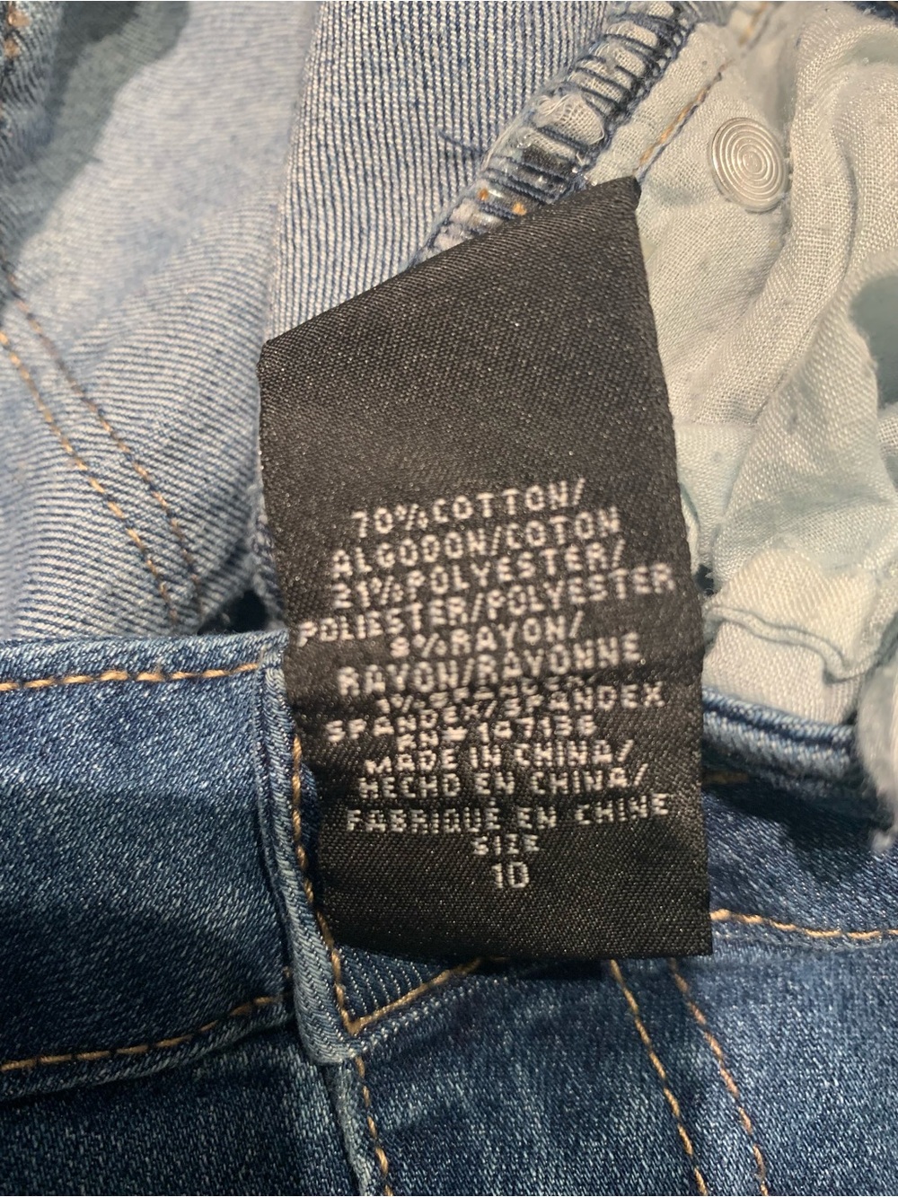 1822 Denim “Taylor” Straight Leg Jeans | Size 10 | Mid-Rise Cuffed Ankle - Picture 6 of 11